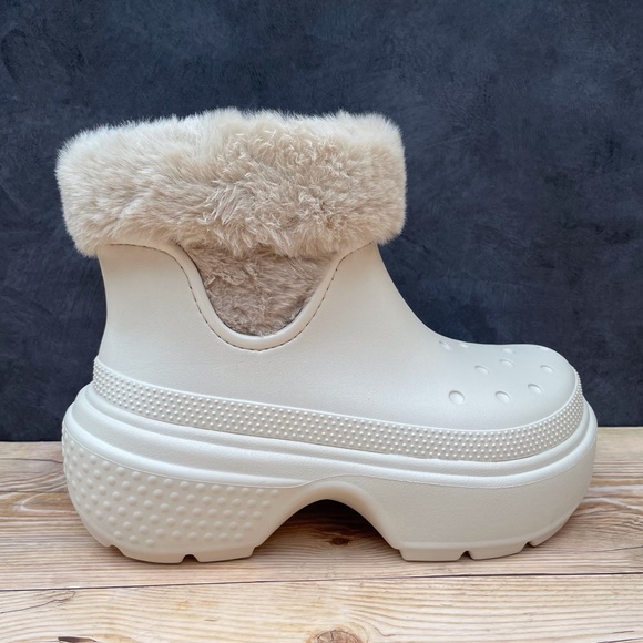 Crocs Stomp Lined Boot - Picture 5 of 16